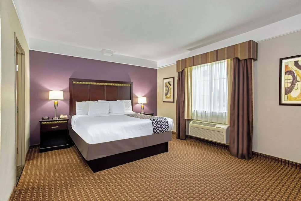 La Quinta Inn & Suites by Wyndham Cleburne - Chambres