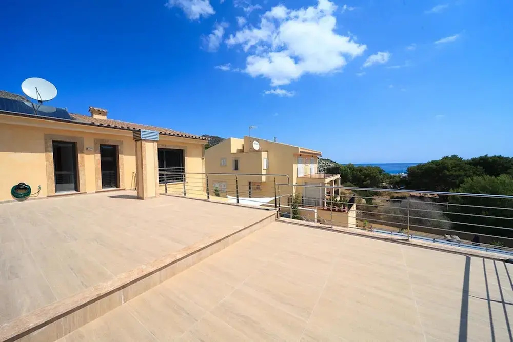 Villa - 4 Bedrooms with Pool, WiFi and Sea views - 108773