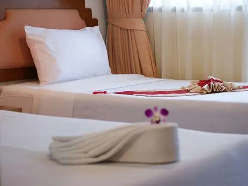 Paradise Resortel