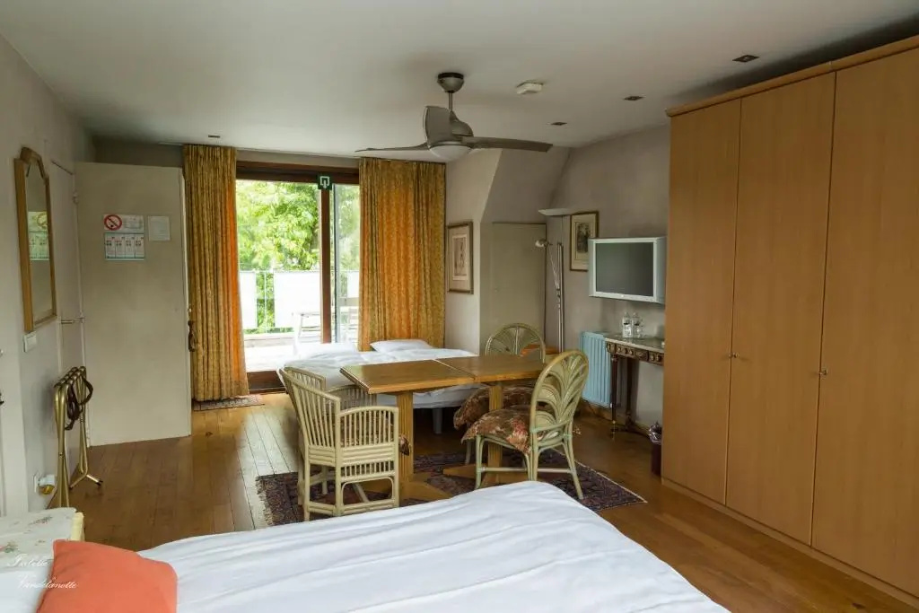 Standard Family room with river view