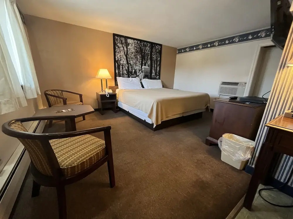 Mansfield Inn by null