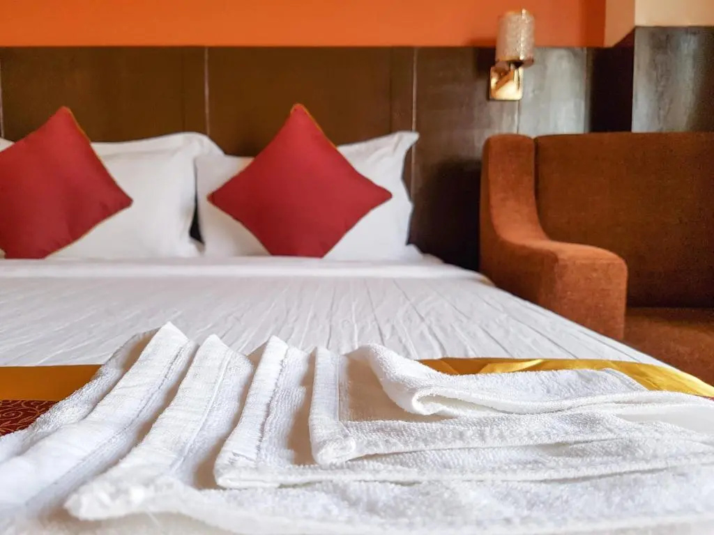 Deluxe Double room (full double bed)