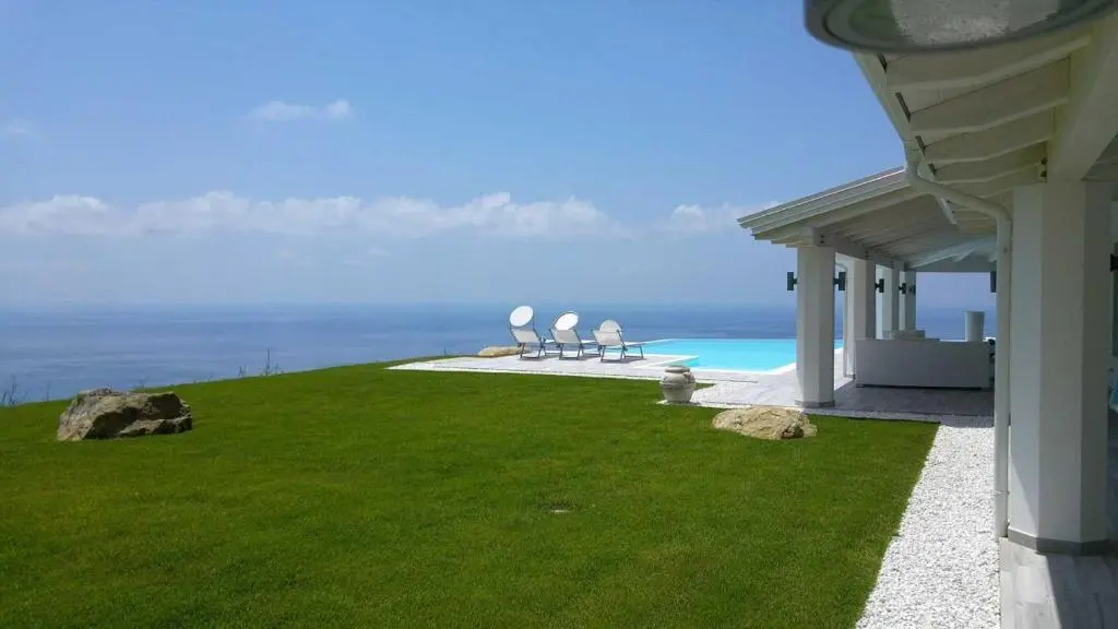 White Club Residence - фото 11