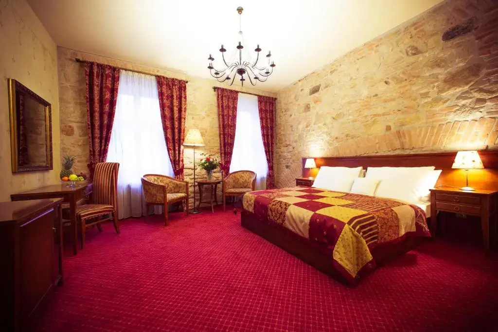 Superior Double room (full double bed)
