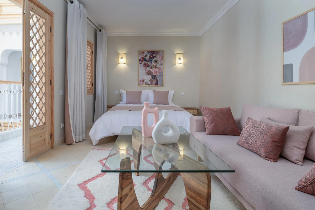 Deluxe Suite