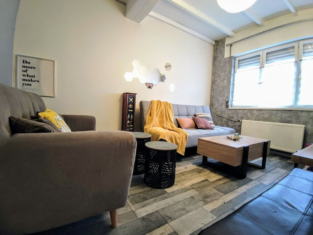 Afficher la photo 6 — Maison du Monde - Spacieuse et Agreable Maison