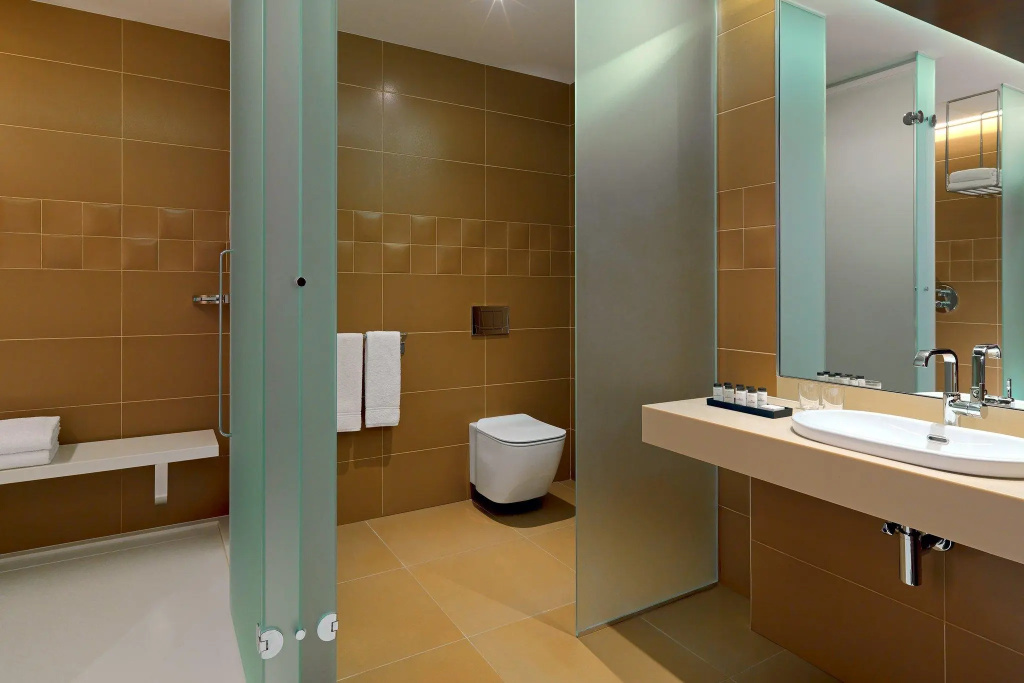 Guest Double room (full double bed)