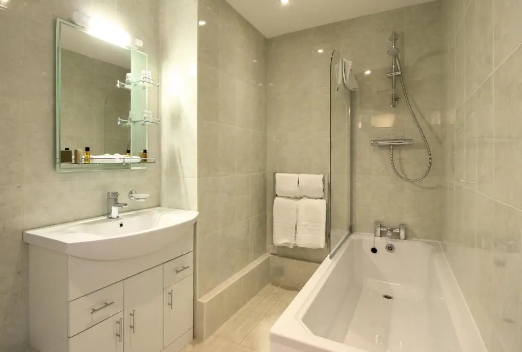 Standard Double room with street view (full double bed)