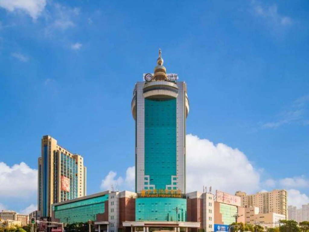 Jinjiang Grand Honor Hotel