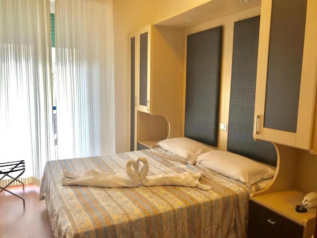 Economy room