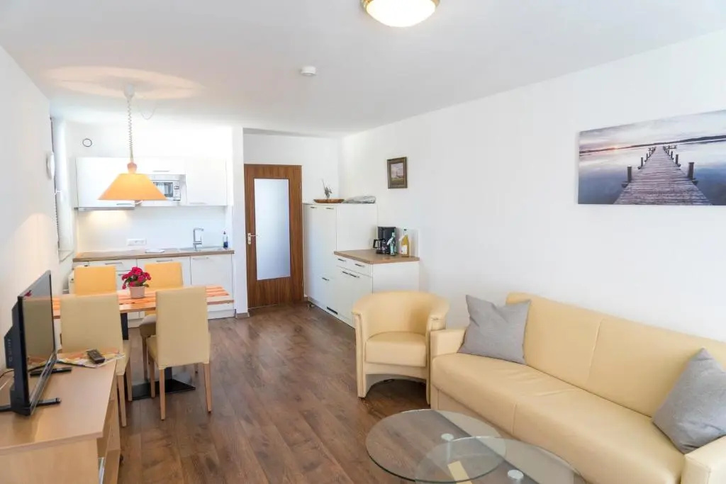 1 Bedroom Apartment with balcony