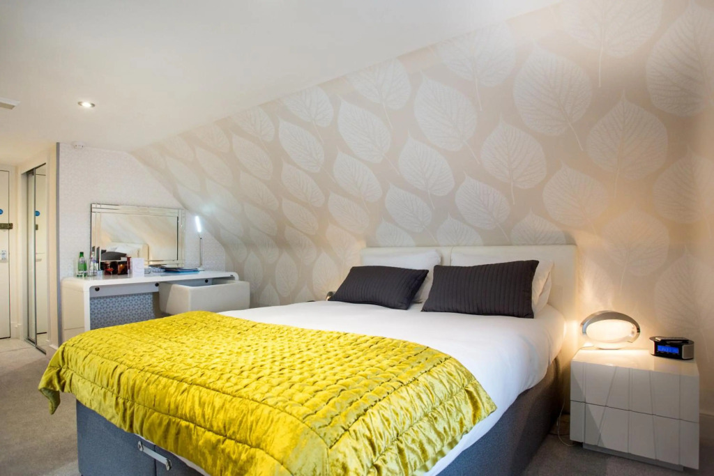 Heathmount Hotel by null