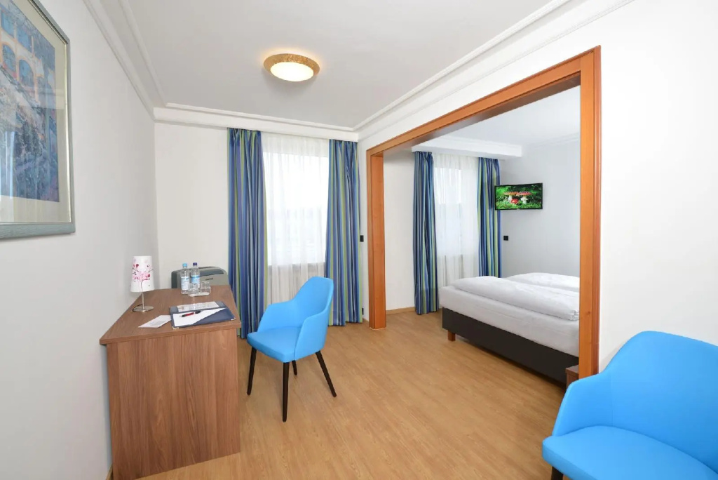 Hotel photo 4