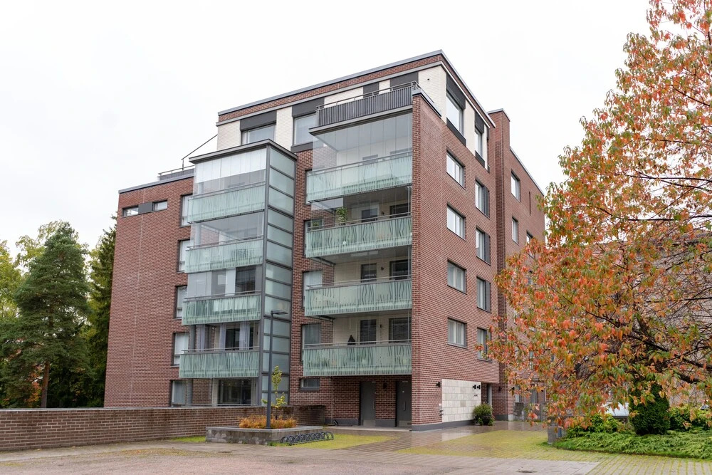 1br apartment with sauna in Pitäjänmäki