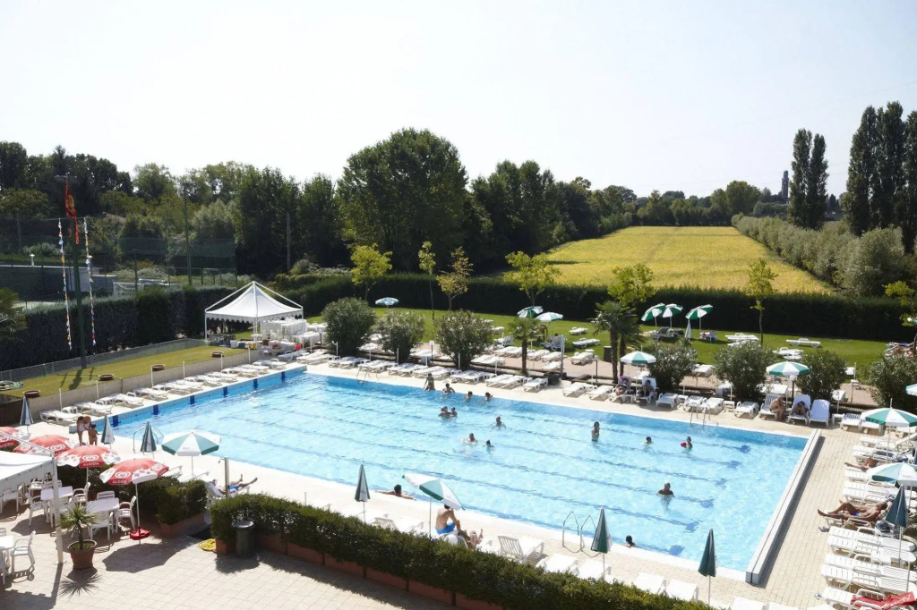 Hotel photo 11