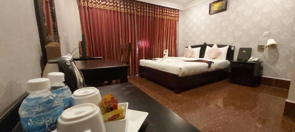 Standard Double room (full double bed)