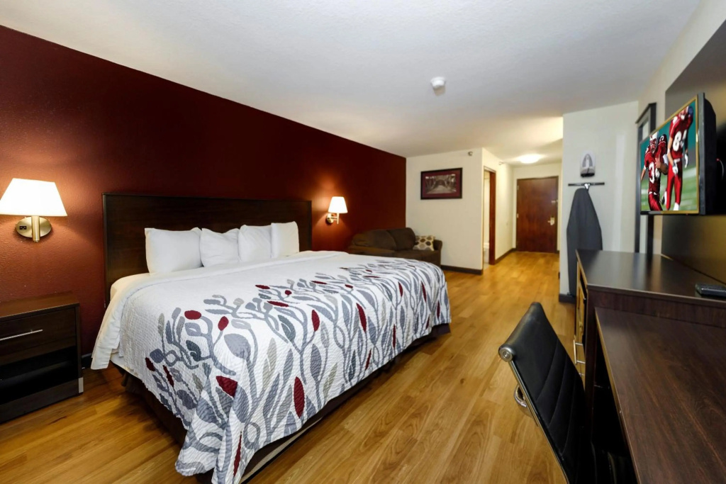 Red Roof Inn Osage Beach - Lake of the Ozarks — 5