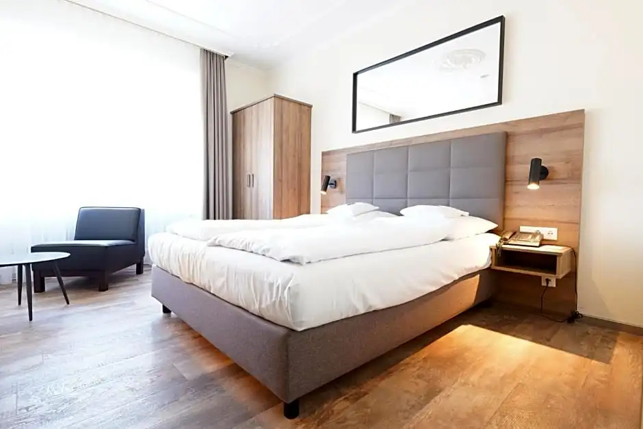 Hotel Bayerischer Hof - Chambres