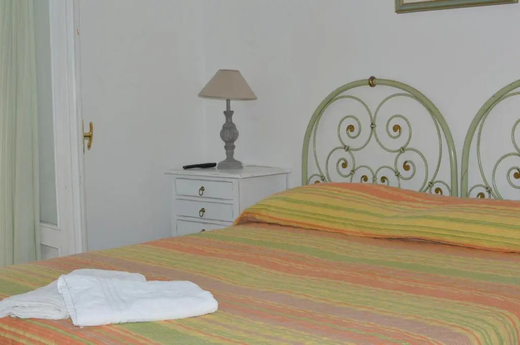 Superior Double room with sea view (full double bed)