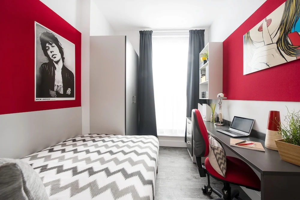 Yugo Explore - Arran House - Chambres