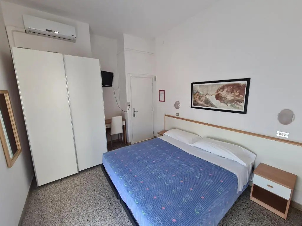 Standard Double room with balcony (full double bed)