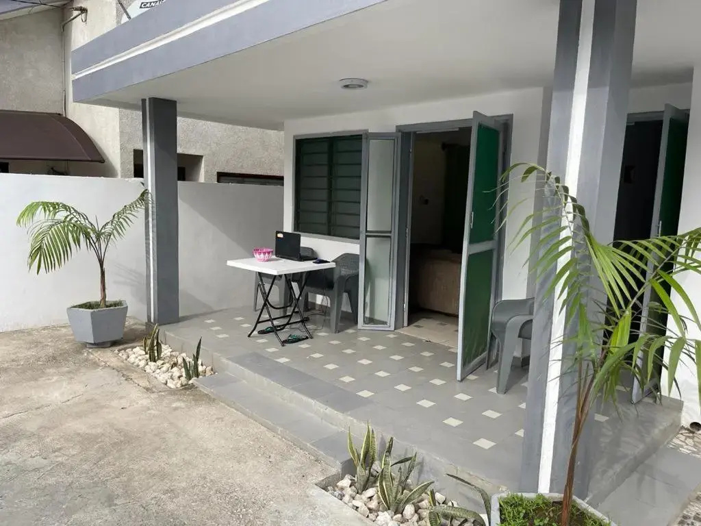Villa meublée Cotonou fidjrosse 05 min de la plage