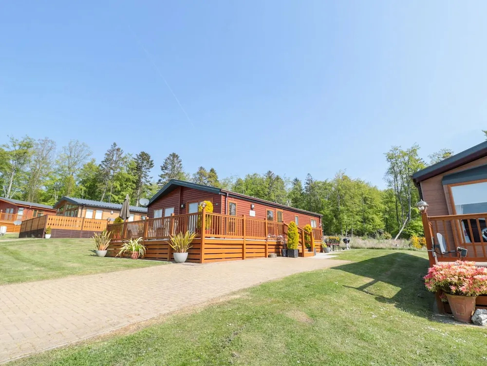 Cedar Creek Lodge