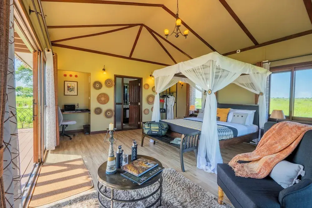 Executive Double room (full double bed)