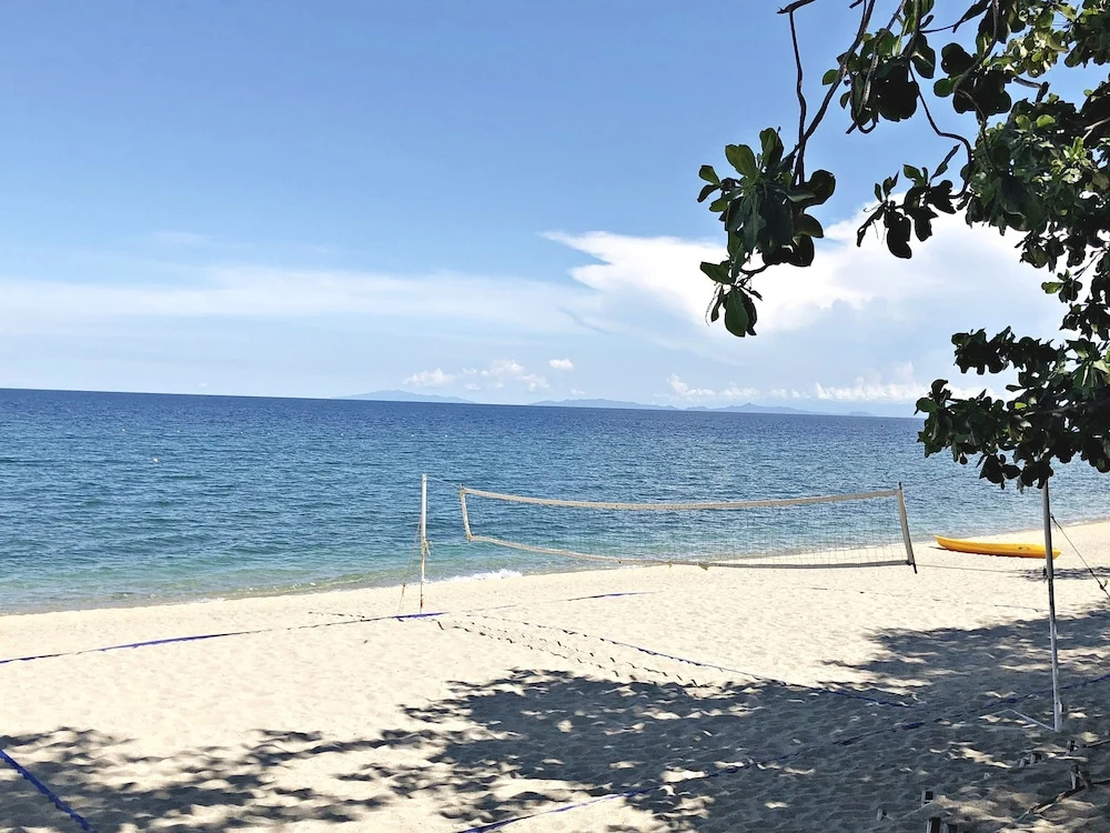Beach & Waterfront