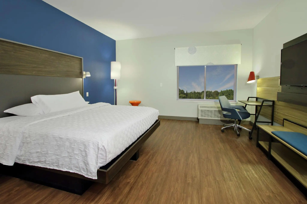 Standard Double room (full double bed)