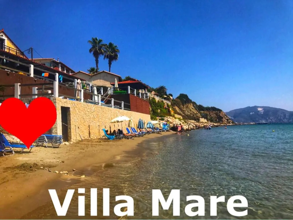 Villa beachfront