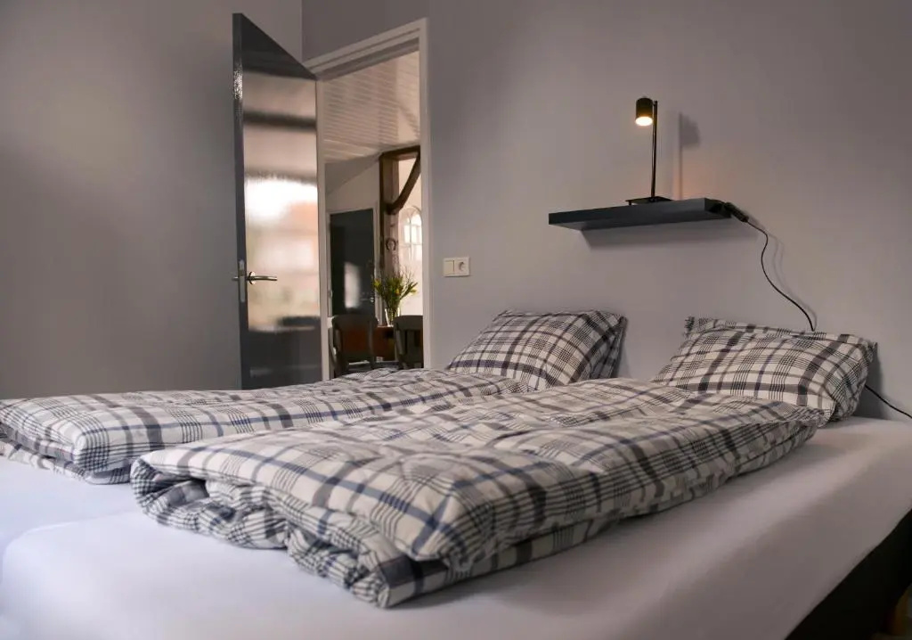 3 Bedrooms Cottage