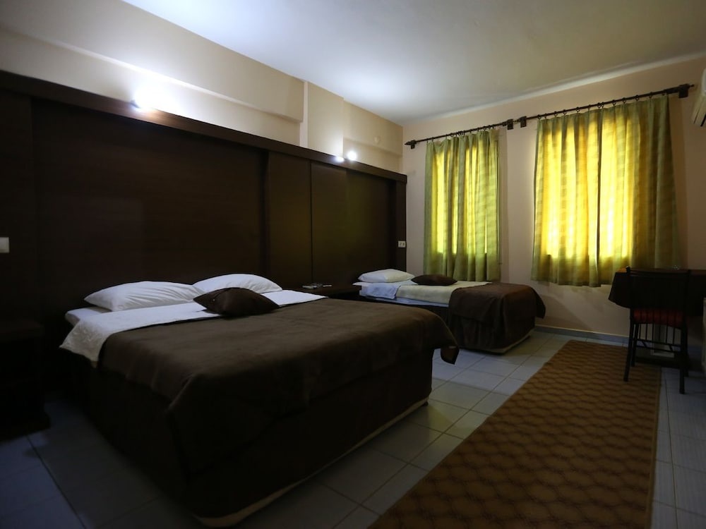Cihanay Hotel — 4