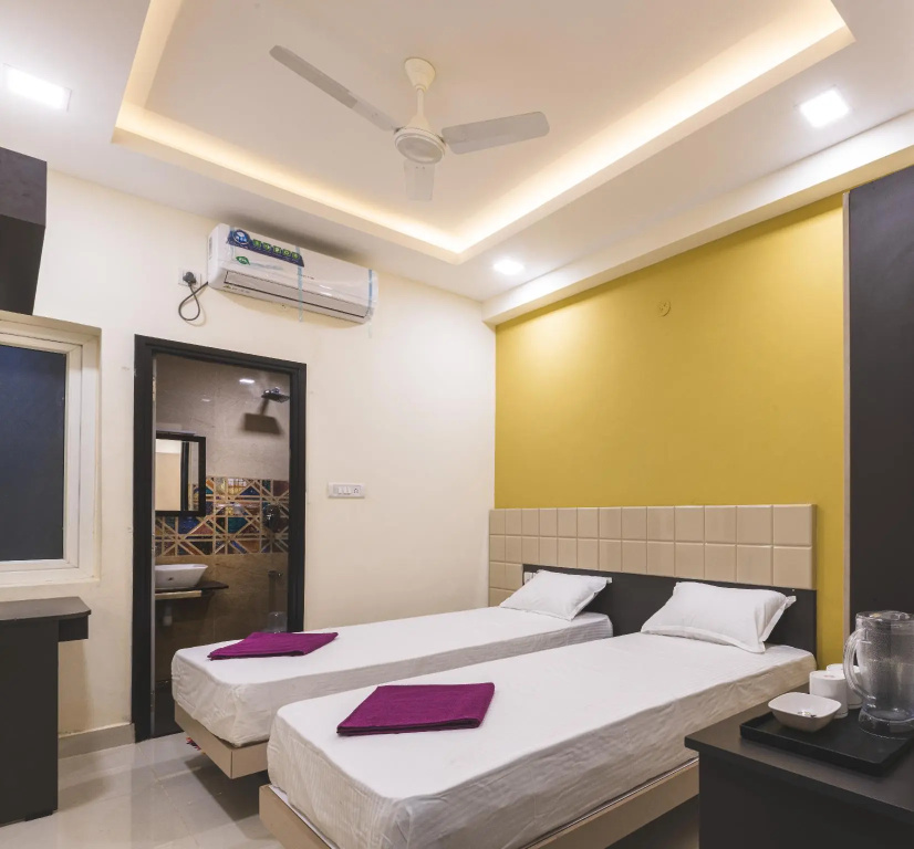 Deluxe Double room (twin beds)