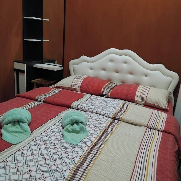Economy room