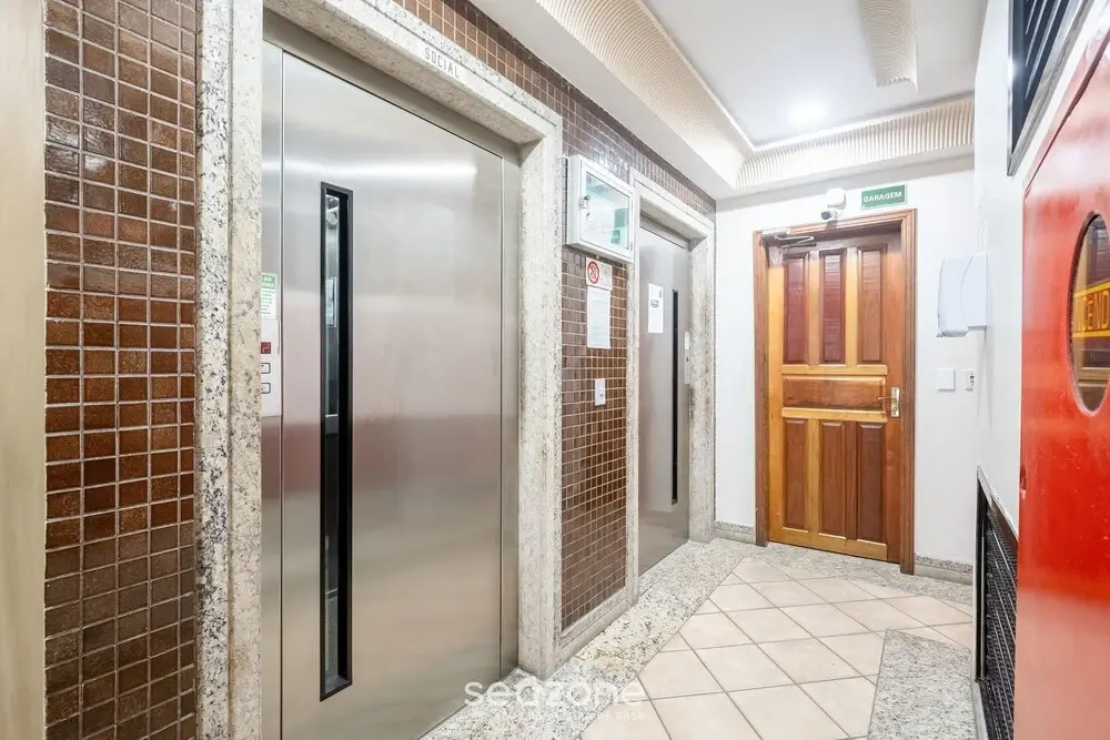 3 Bedroom Apartment 190m From the Beach Epp0602