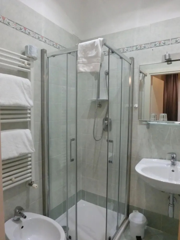 Superior Double room (full double bed)
