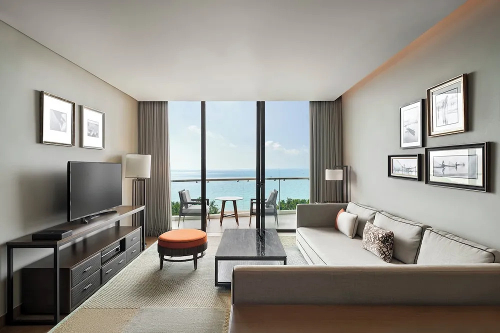 Intercontinental Phu Quoc Long Beach Resort