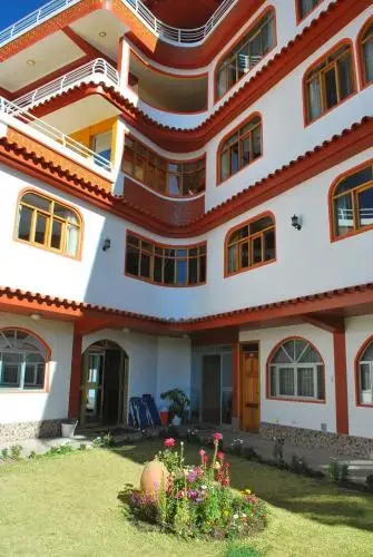 Morales Guest House