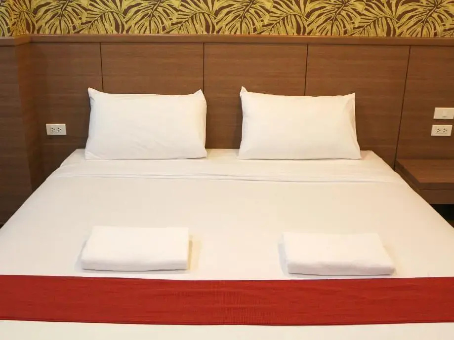 Suite with garden view
