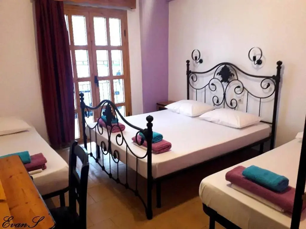 Standard Quadruple room with balcony