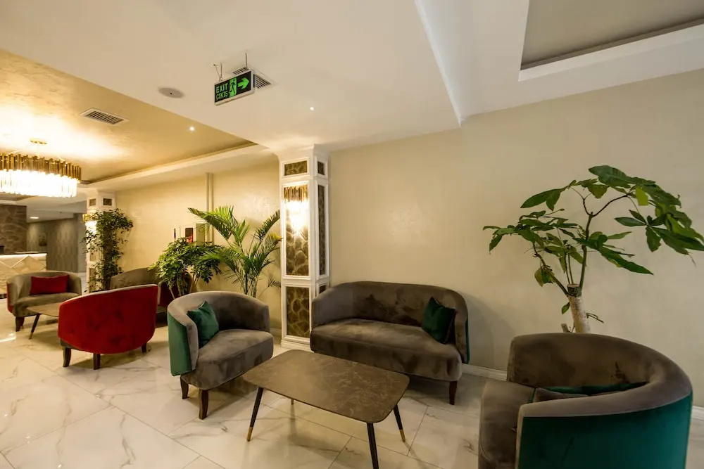 GRAND MIDWAY HOTEL - Баку, Азербайджан