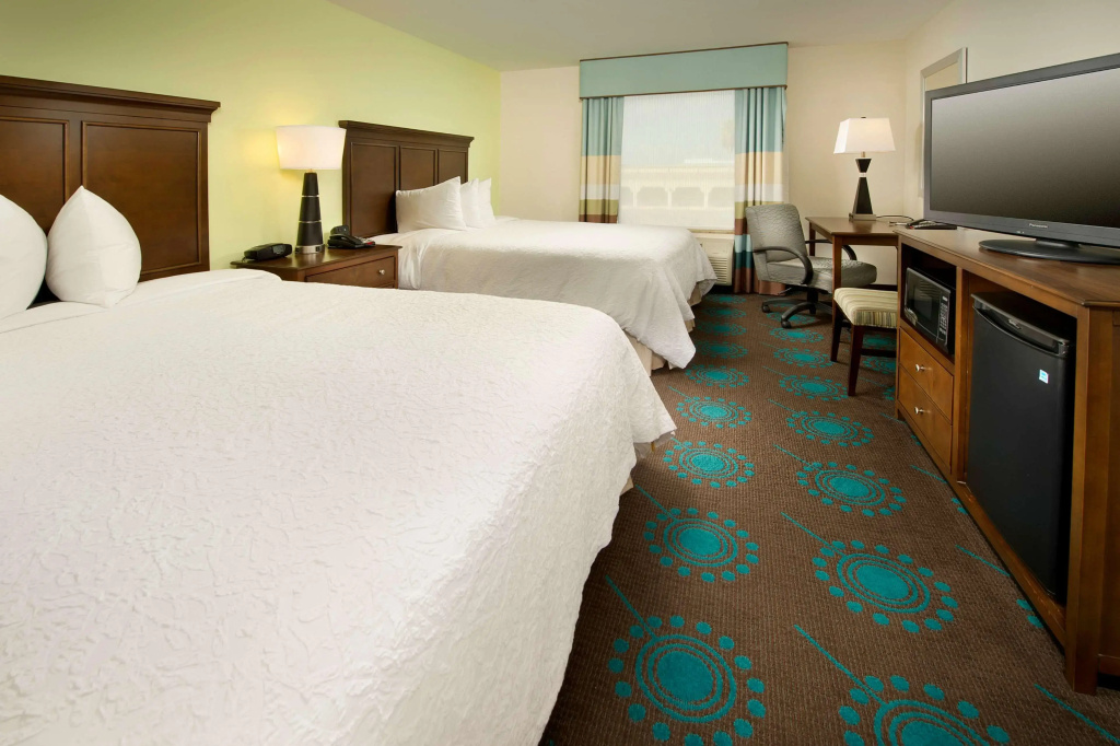 Hampton Inn Uvalde - фото 7