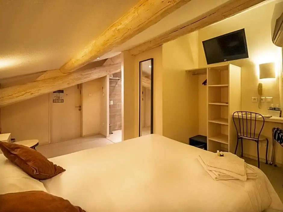 Hotel Altera Roma ( before Avignon Hôtel Monclar ) - Chambres