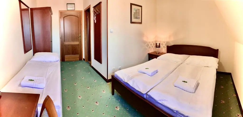 Economy room