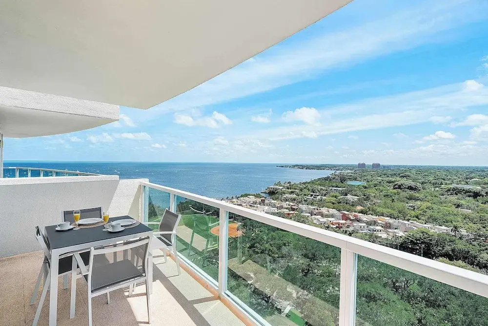 2 Bedrooms Deluxe Apartment with partial ocean view