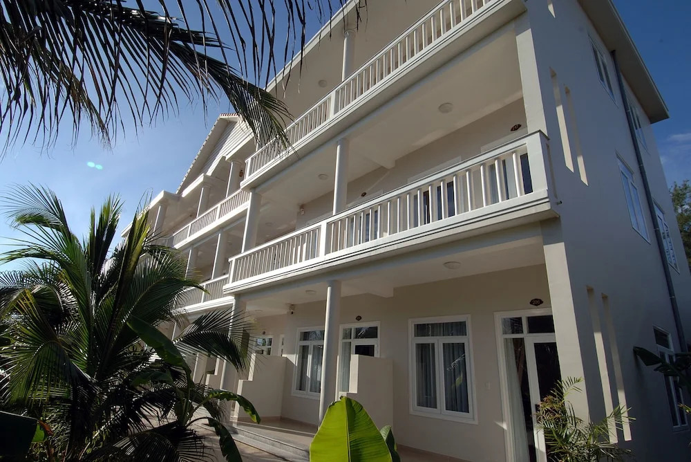 Saigon Emerald Beach Resort