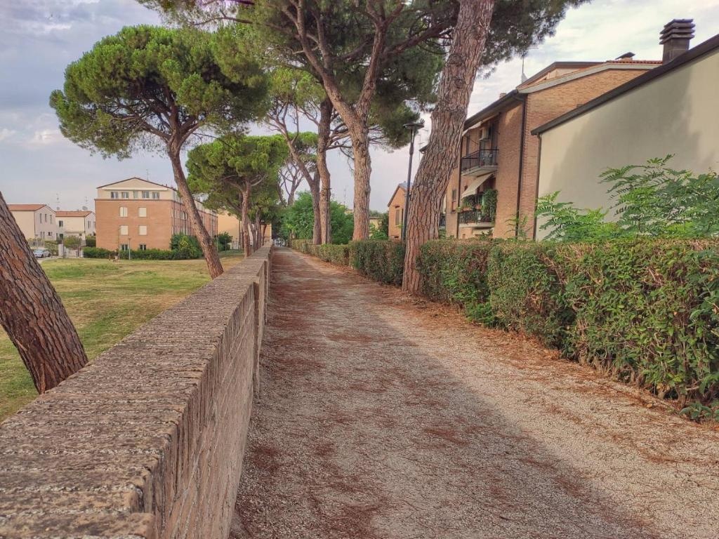Antica fabbrica in città