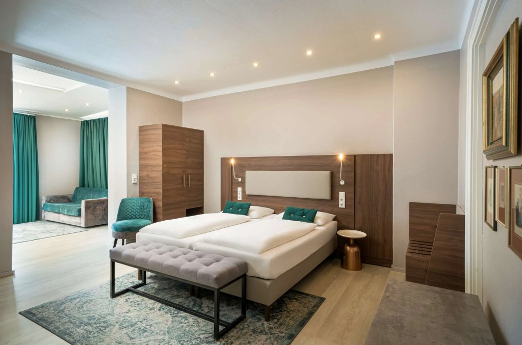 Double Junior Suite (full double bed)