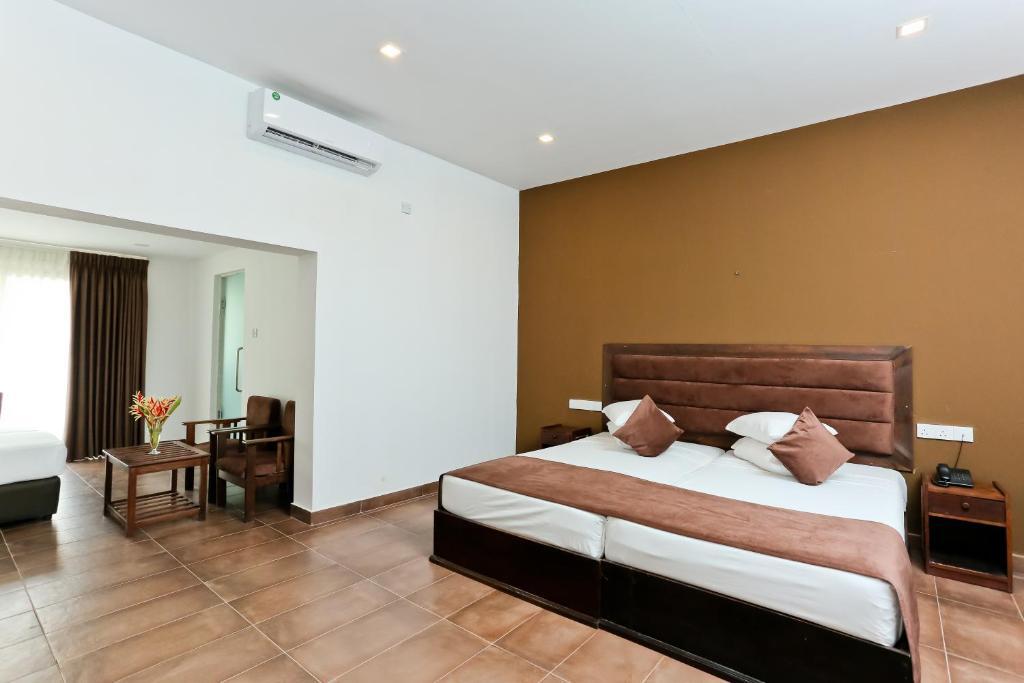 Семейный номер Standard с балконом в Golden Star Beach Hotel